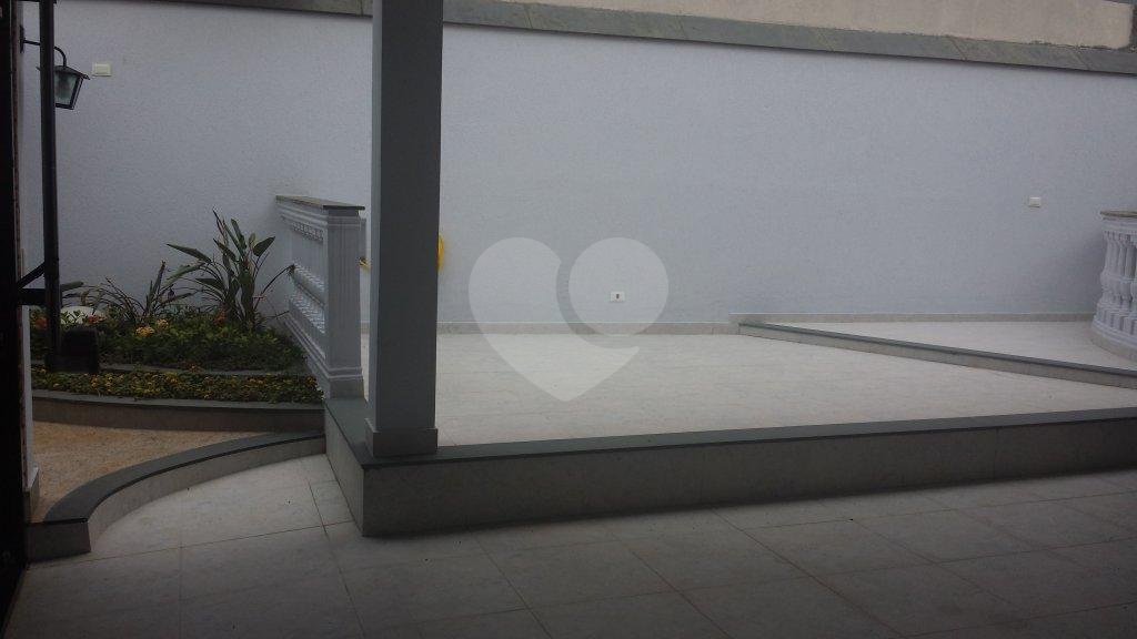 Casa à venda com 3 suítes em Jardim Franca, São Paulo, SP