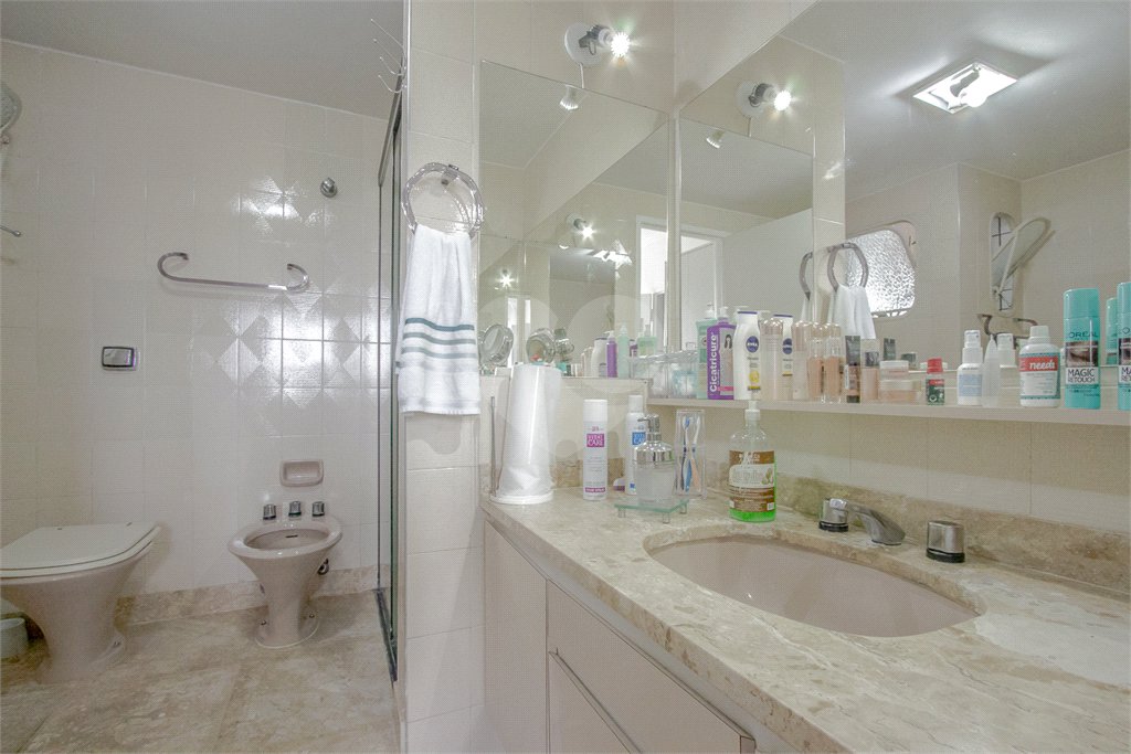 Apartamento à venda com 4 quartos, sendo 1 suíte, em Granja Julieta, São Paulo, SP