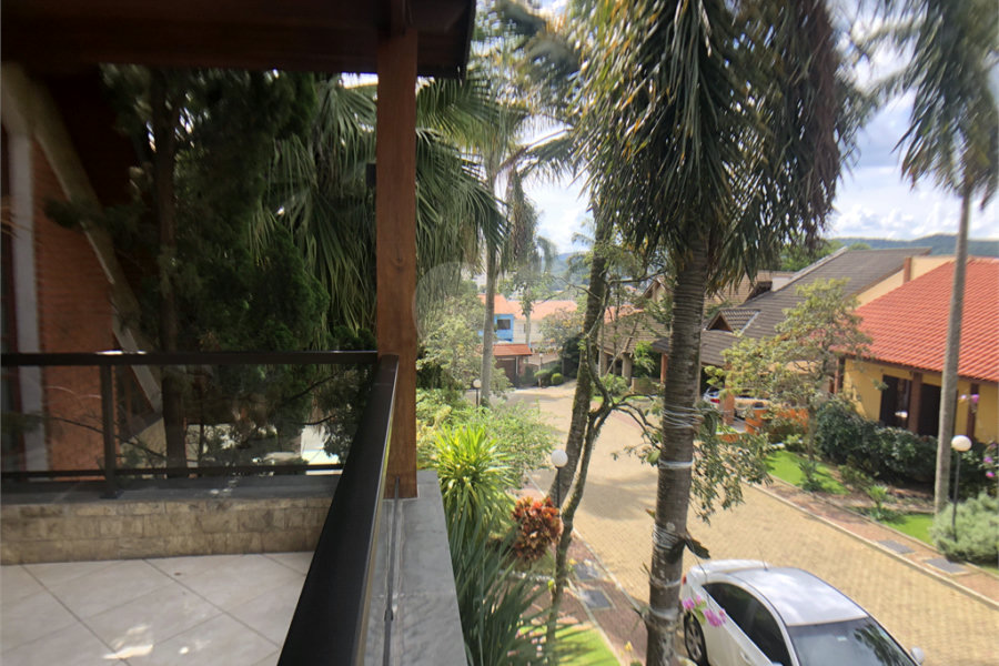 Casa à venda com 4 suítes no condomínio Residencial Floresta, São Paulo - SP
