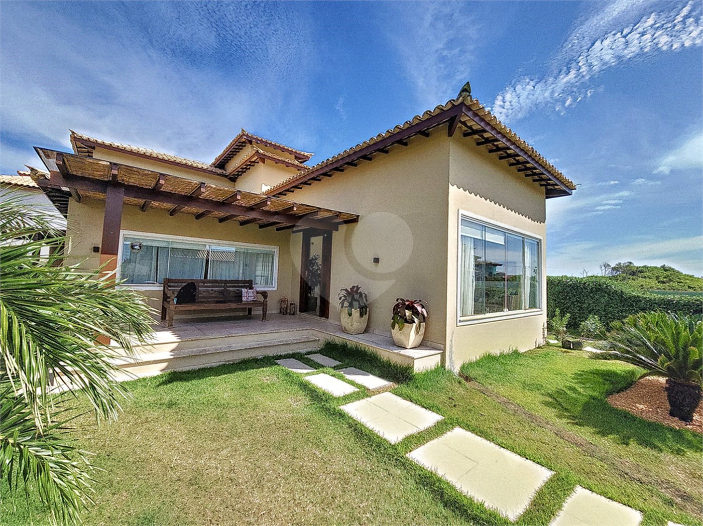 Casa à venda com 4 suítes em Praia Rasa, Armação dos Búzios, RJ