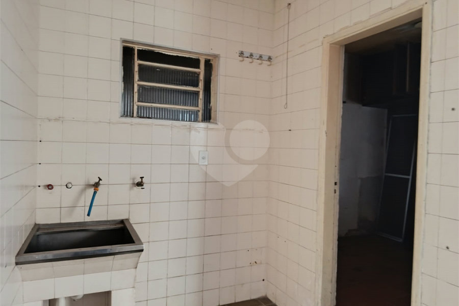 Sobrado à venda com 3 quartos, sendo 1 suíte,  em Vila Lucia, São Paulo, SP
