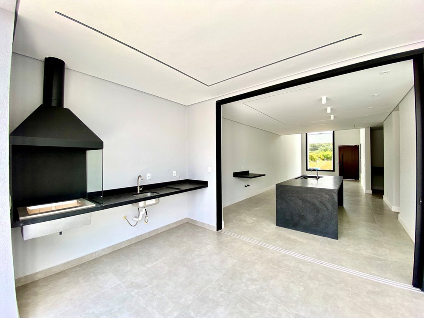 Casa à venda com 3 quartos, sendo 3 suítes, no condomínio Vila Giardino, Jundiaí - SP