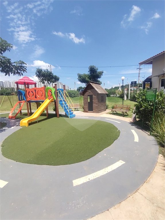 Apartamento à venda com 2 quartos em Sítios Frutal, Valinhos, SP