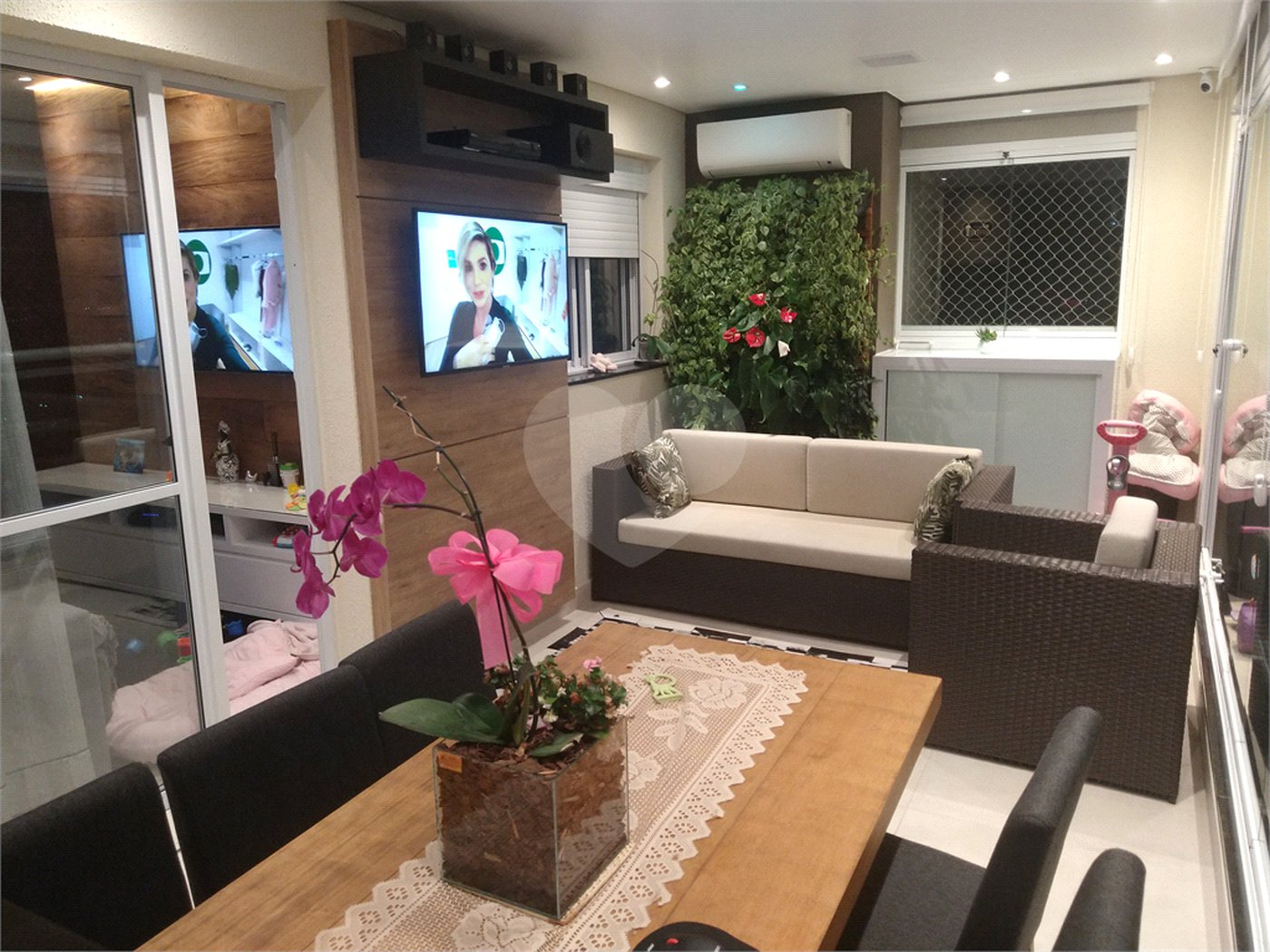 Apartamento à venda com 3 quartos, sendo 1 suíte,  em Mandaqui, São Paulo, SP