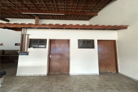 Sítio à venda com 5 quartos, sendo 2 suítes,  em Marmeleiro, São Roque, SP