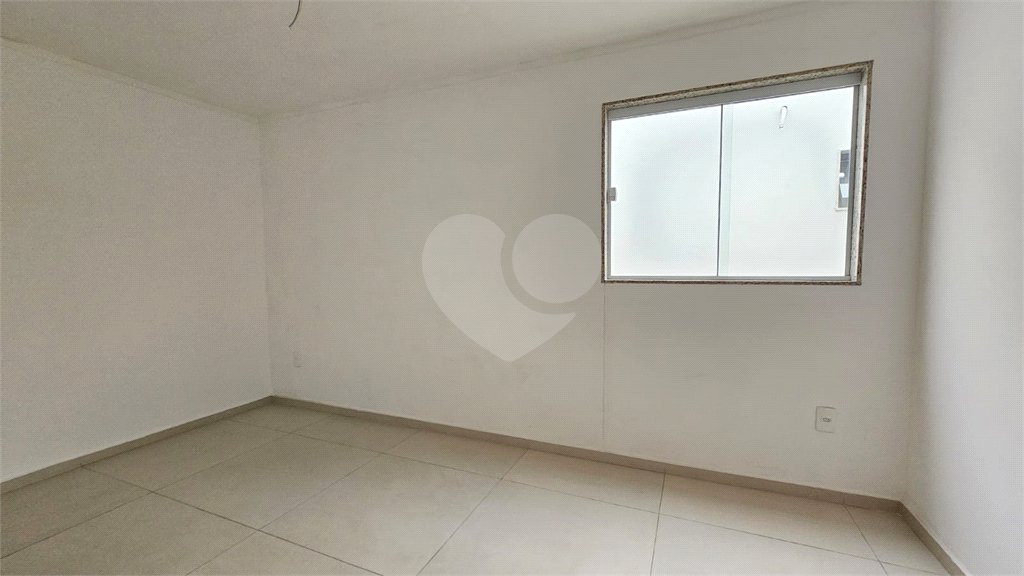 Casa à venda com 4 quartos, sendo 3 suítes, no condomínio Grand Park, Rio de Janeiro - RJ