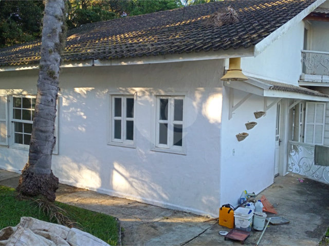 Casa à venda com 3 quartos, sendo 2 suítes,  no condomínio Gleba II, Mairiporã - SP