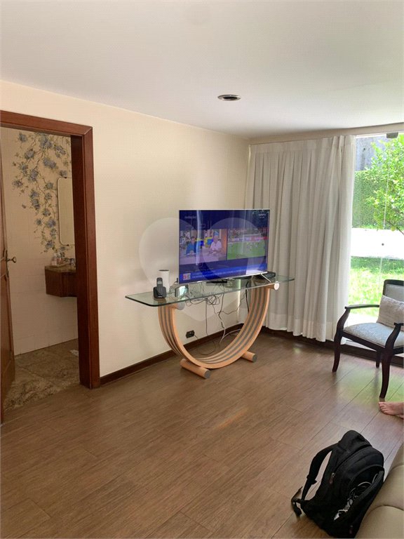Sobrado à venda com 3 quartos, sendo 2 suítes, em Jardim São Bento, São Paulo, SP