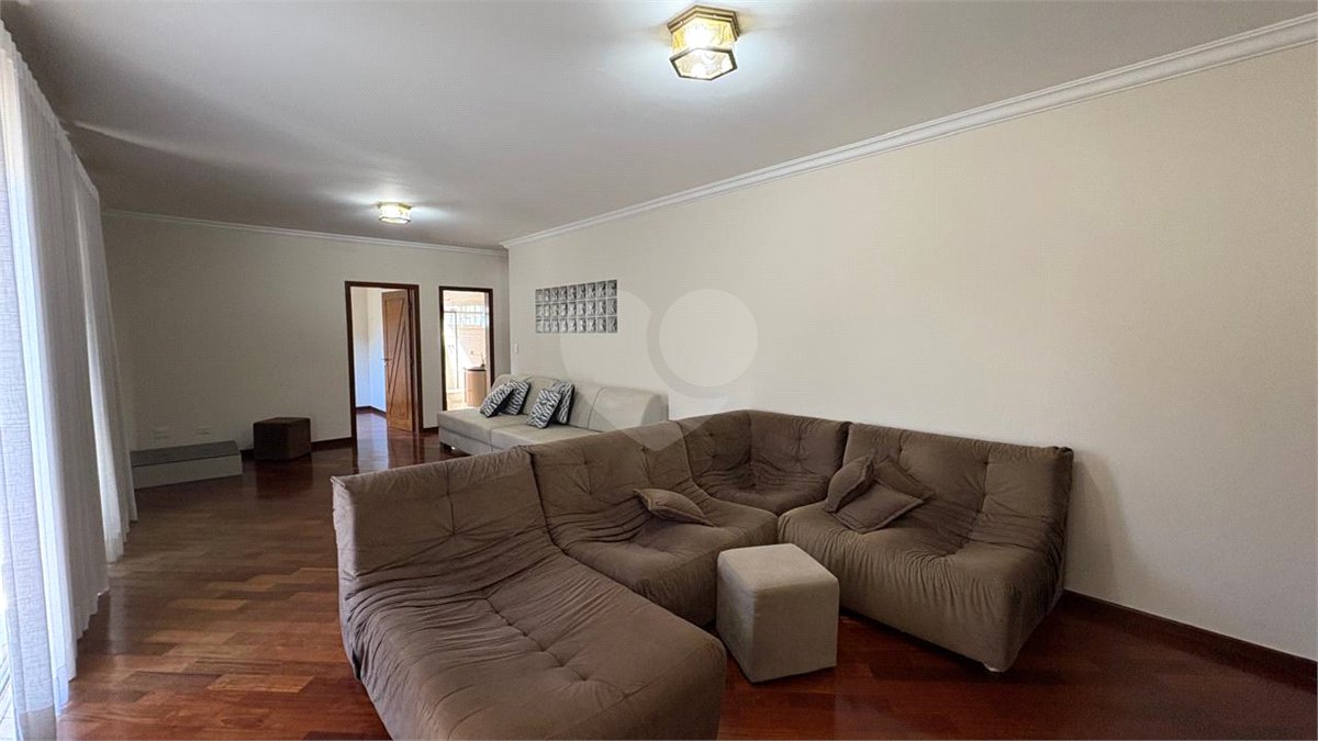 Casa à venda ou para alugar com 4 quartos, sendo 2 suítes,  no condomínio Vivendas do Lago, Sorocaba - SP