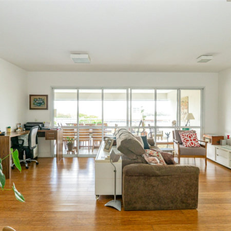 Apartamento à venda com 3 suítes em Santo Amaro, São Paulo, SP