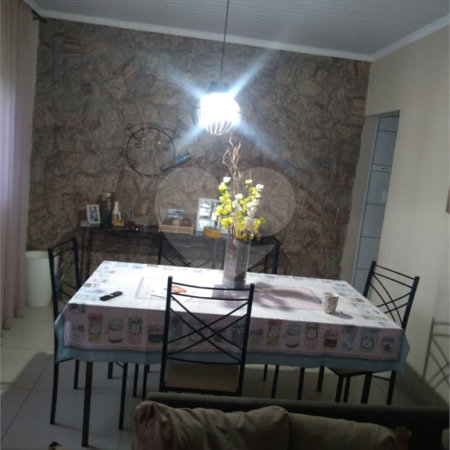Casa à venda com 2 quartos, sendo 1 suíte,  em Jardim São Matheus, Votorantim, SP