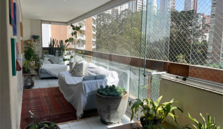 Apartamento à venda com 3 suítes em Vila Andrade, São Paulo, SP