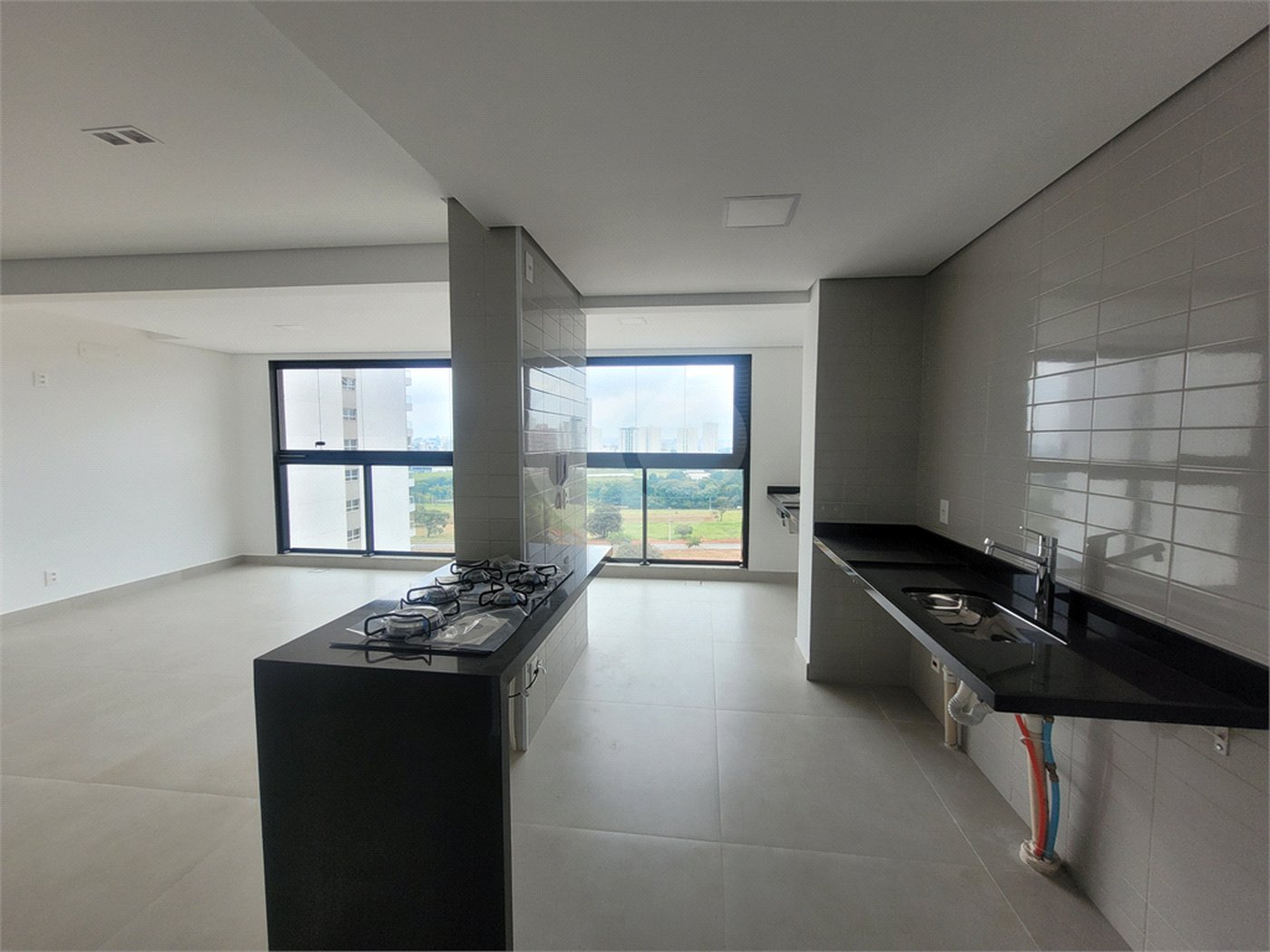 Apartamento à venda com 3 suítes em Parque Campolim, Sorocaba, SP