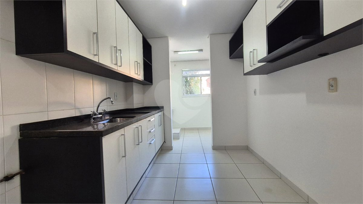 Apartamento à venda com 3 quartos, sendo 1 suíte,  em Vila Jardini, Sorocaba, SP