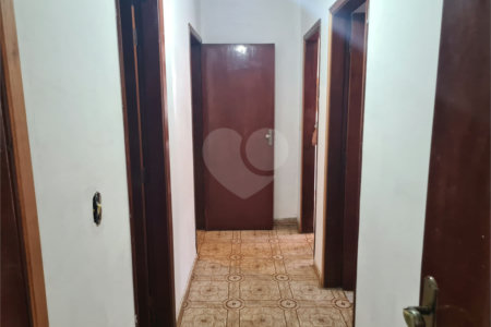 Casa Térrea à venda com 3 quartos, sendo 1 suíte, em Loteamento Loanda, Atibaia, SP