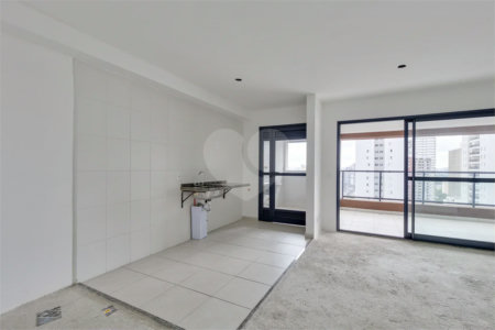 Apartamento à venda com 2 suítes em Santo Amaro, São Paulo, SP