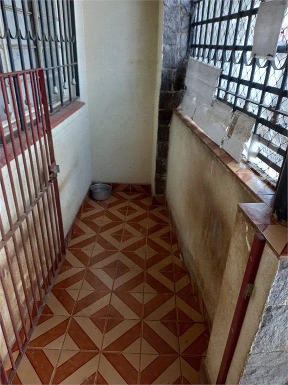 Sobrado à venda com 2 quartos em Vila Ipojuca, São Paulo, SP
