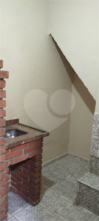 Sobrado à venda com 4 quartos, sendo 1 suíte, em Vila Nivi, São Paulo, SP