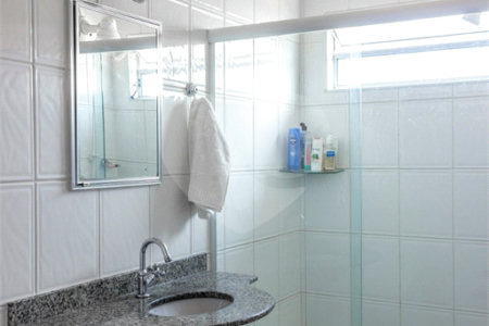 Casa à venda com 3 quartos, sendo 1 suíte,  em Parque Jabaquara, São Paulo, SP