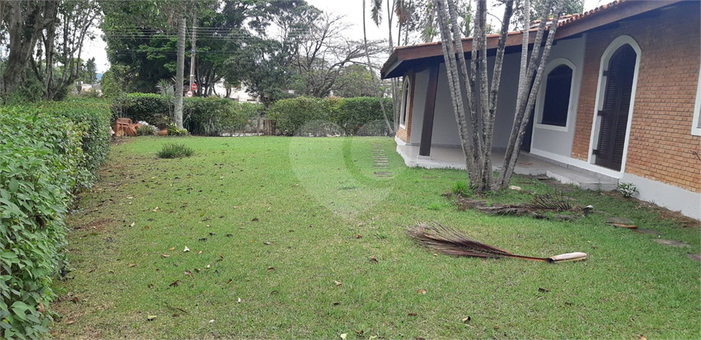 Casa à venda com 3 quartos, sendo 1 suíte, em Vila Santista, Atibaia, SP