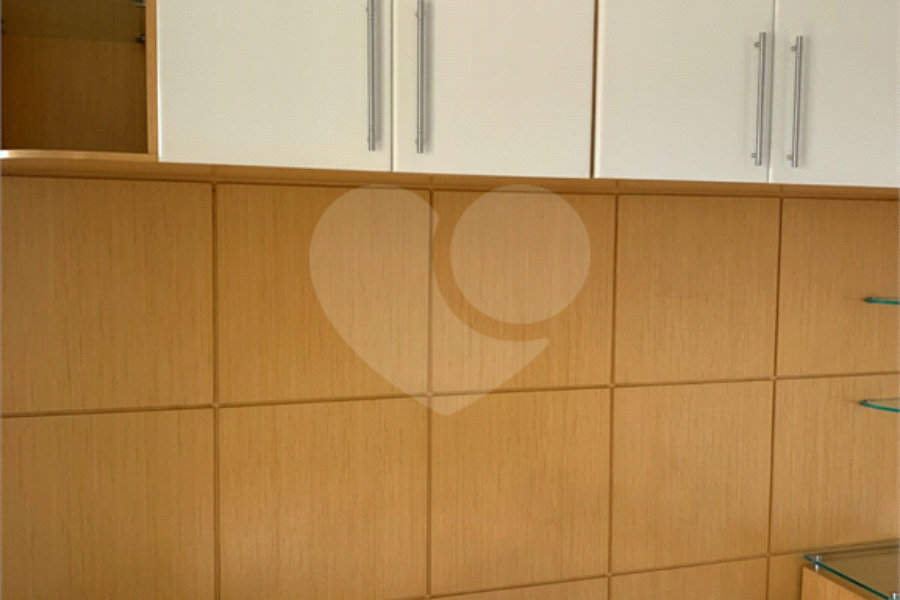 Apartamento à venda com 3 quartos, sendo 1 suíte, em Vila Guilherme, São Paulo, SP
