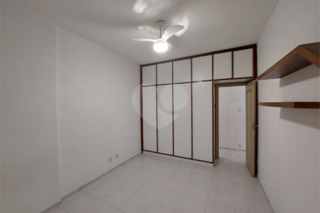 Apartamento à venda com 3 quartos, sendo 1 suíte, em Tijuca, Rio de Janeiro, RJ