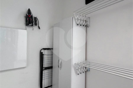 Casa à venda com 3 quartos, sendo 1 suíte, no condomínio Cond Laguna, Indaiatuba - SP