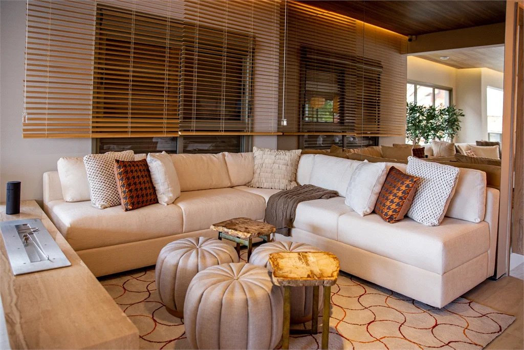 Apartamento à venda com 3 suítes em Vila Romana, São Paulo, SP