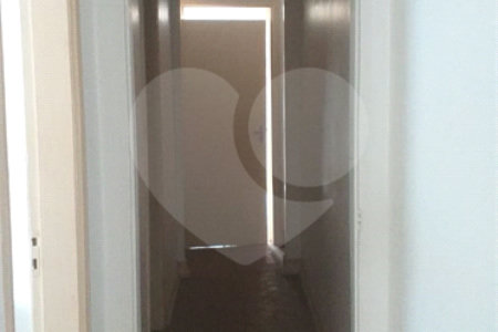 Sobrado à venda ou para alugar com 4 quartos em Água Branca, São Paulo, SP
