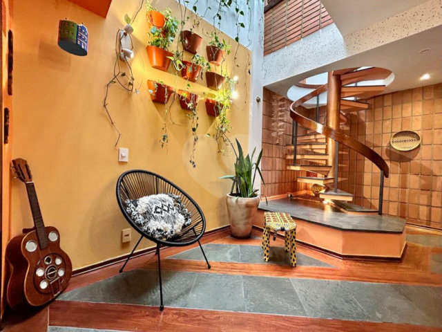 Casa à venda com 3 quartos, sendo 1 suíte,  em Vila Mascote, São Paulo, SP