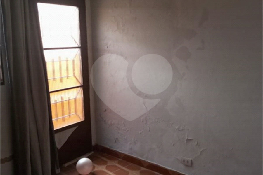 Sobrado à venda com 3 quartos em Vila Santa Maria, São Paulo, SP