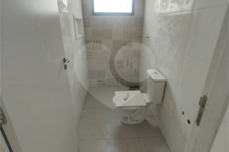Casa à venda com 2 quartos, sendo 1 suíte, em Jardim Santo Antônio, Atibaia, SP