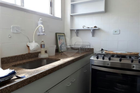 Apartamento à venda com 3 quartos, sendo 1 suíte, em Chácara Santo Antônio, São Paulo, SP