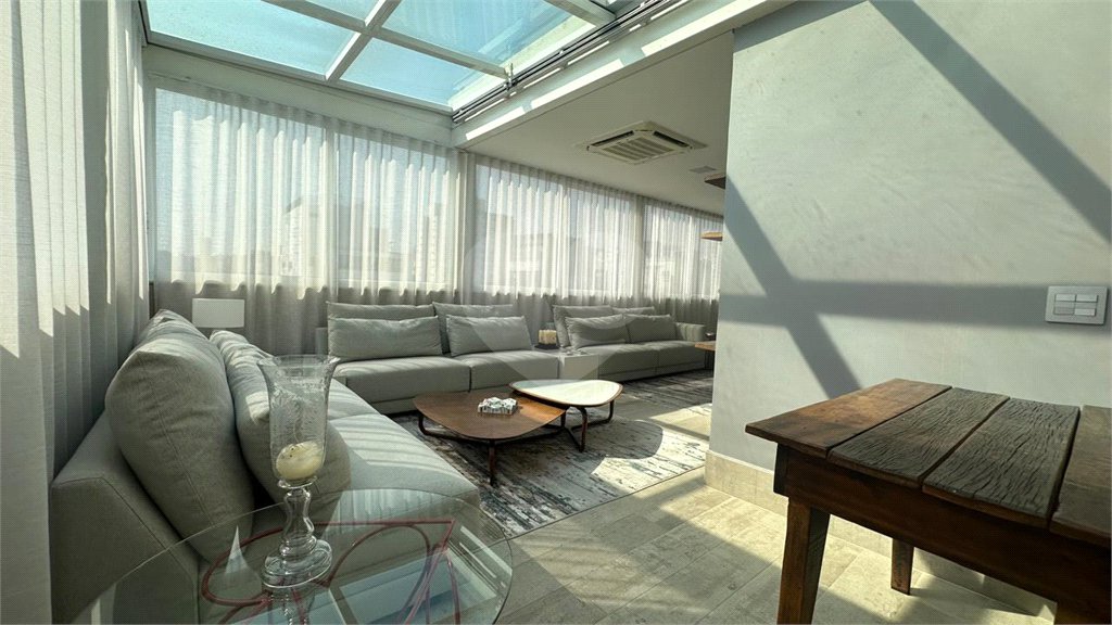 Apartamento à venda com 3 quartos, sendo 2 suítes, em Jardim Paulista, São Paulo, SP