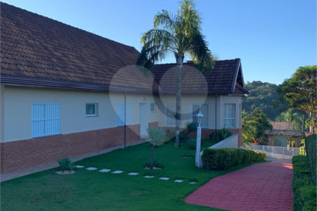Casa Térrea à venda com 3 quartos, sendo 1 suíte, em Alpes D'ouro, Bom Jesus dos Perdões, SP