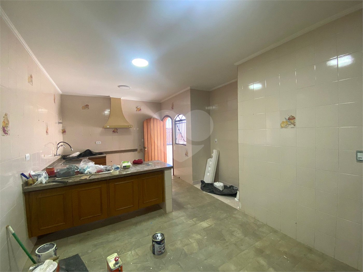 Casa à venda com 4 quartos, sendo 2 suítes,  em Jardim do Lago, Atibaia, SP