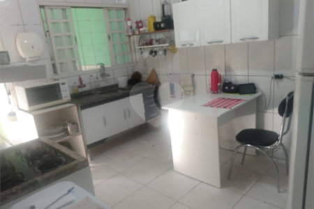 Casa à venda com 2 quartos em Vila Grace, Itapetininga, SP
