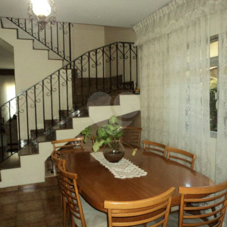 Casa à venda com 3 quartos, sendo 1 suíte, em Jardim Cláudia, São Paulo, SP