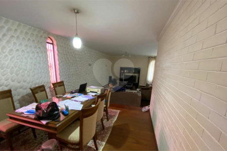 Sobrado à venda com 4 quartos, sendo 2 suítes, em Vila Aurora (zona Norte), São Paulo, SP