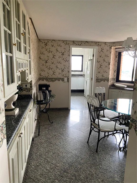 Apartamento à venda com 4 suítes em Vila Ida, São Paulo, SP