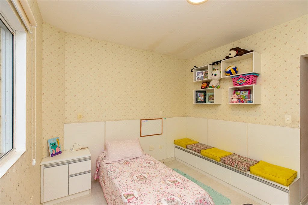 Apartamento à venda com 4 quartos, sendo 1 suíte, em Jardim Monte Kemel, São Paulo, SP