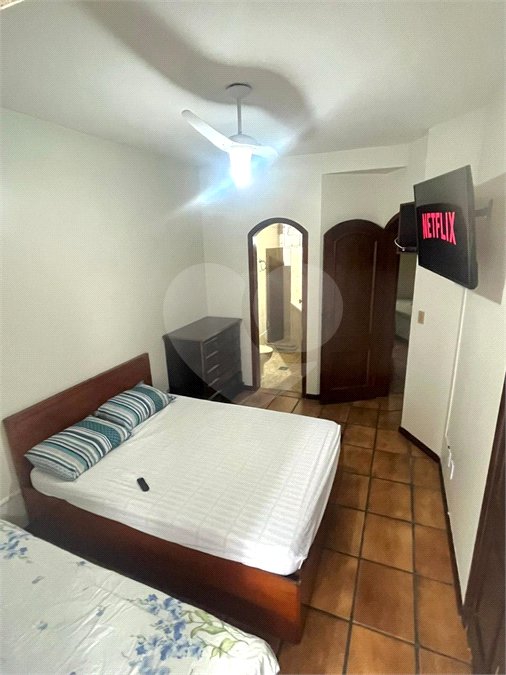 Apartamento à venda com 3 quartos, sendo 1 suíte,  em Vila Nova, Cabo Frio, RJ