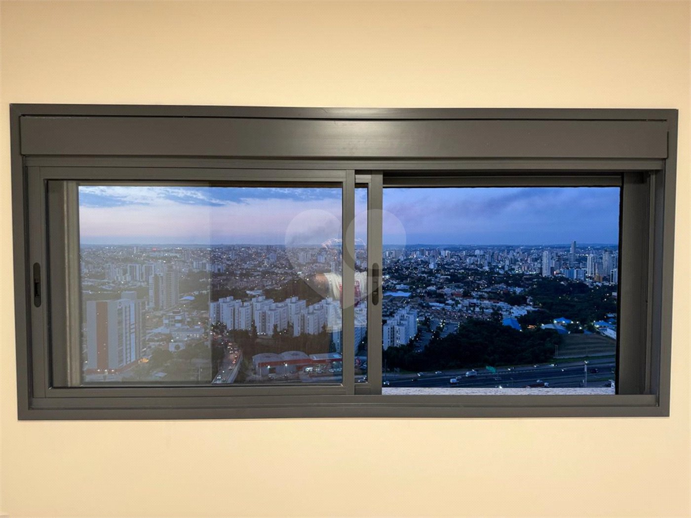 Apartamento à venda com 3 suítes em Parque Campolim, Sorocaba, SP