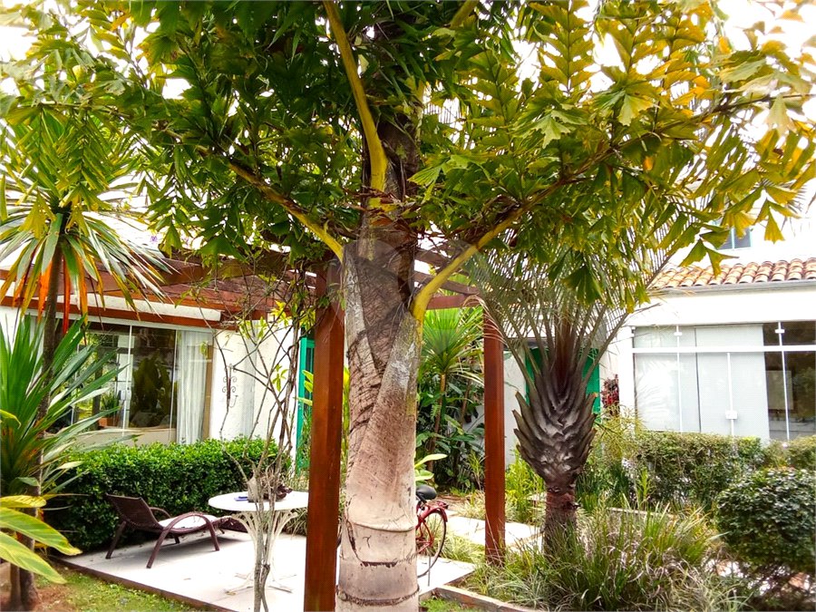 Casa à venda com 4 quartos, sendo 2 suítes,  no condomínio Vivenda do Lago, Sorocaba - SP