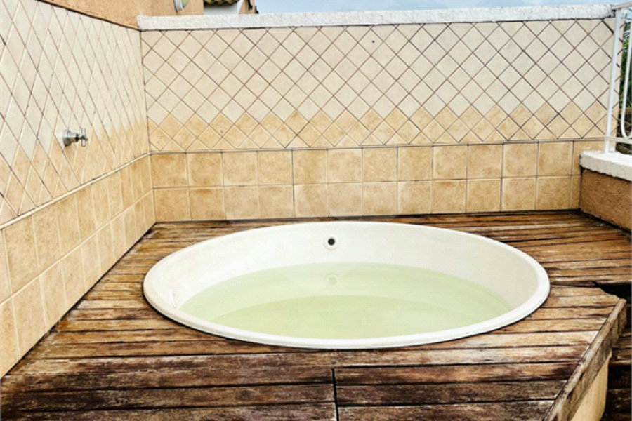 Casa à venda com 3 quartos, sendo 2 suítes, no condomínio Res Green Villagge, São Paulo - SP