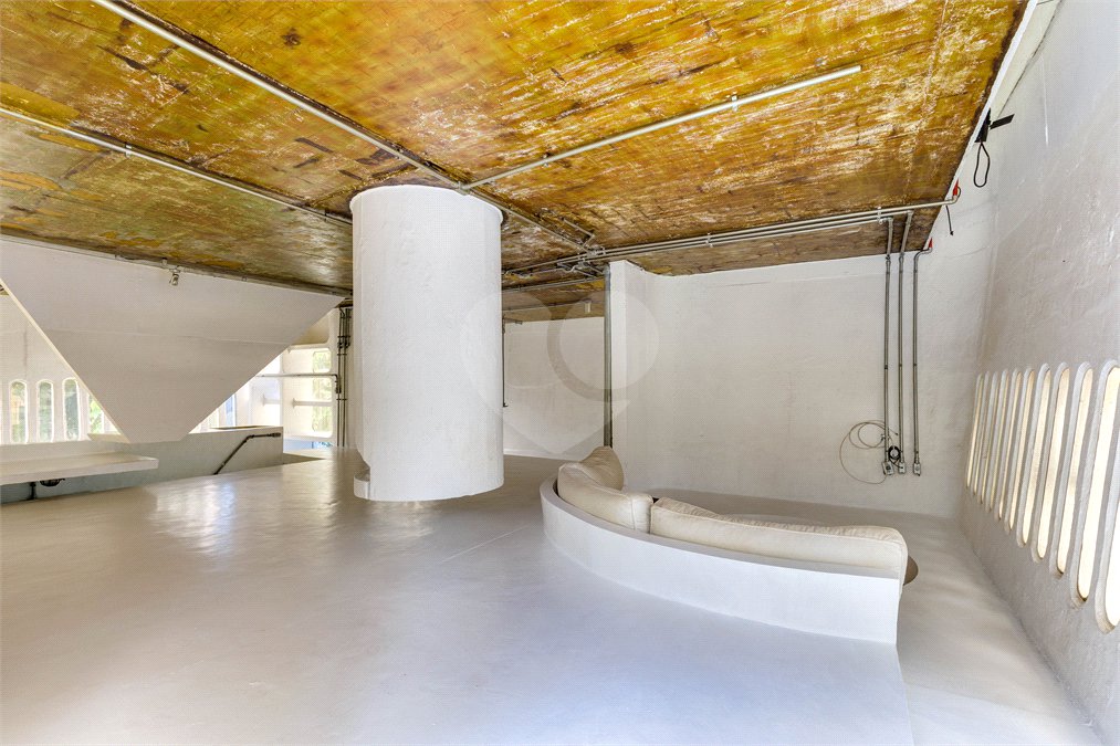 Casa de Vila à venda ou para alugar com 4 quartos, sendo 1 suíte, em Granja Julieta, São Paulo, SP