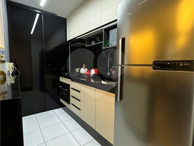 Apartamento à venda com 2 quartos, sendo 1 suíte,  em Jardim Flor da Montanha, Guarulhos, SP
