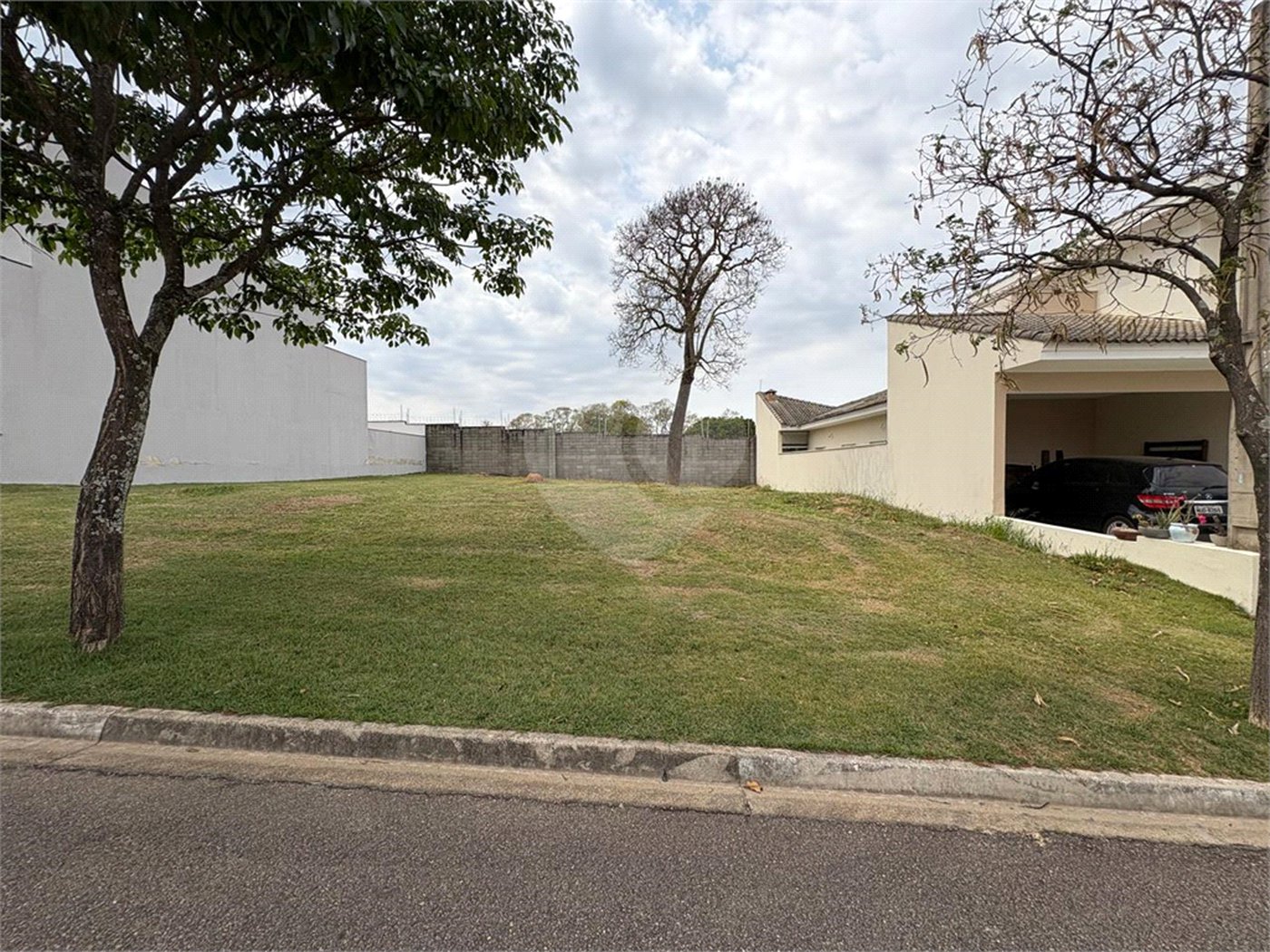 Terreno à venda no condomínio Villa Suiça, Sorocaba - SP