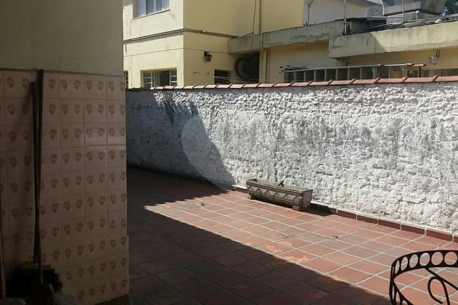 Casa Térrea à venda com 3 quartos em Bom Retiro, São Paulo, SP