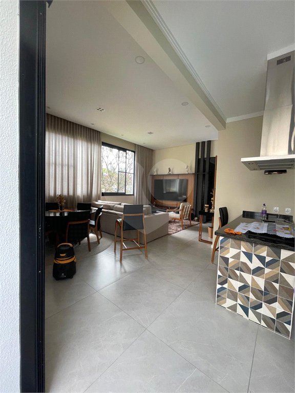 Casa à venda com 4 quartos, sendo 3 suítes, no condomínio Bosque Sâo Francisco, Votorantim - SP